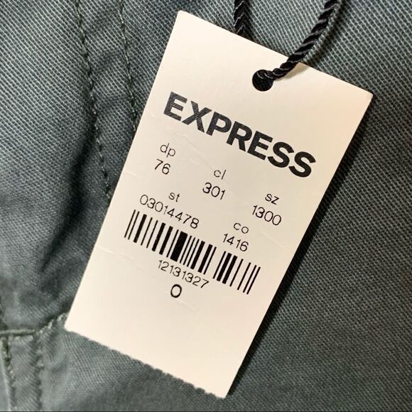 Express Mid rise shortie shorts - light army green - Picture 7 of 10